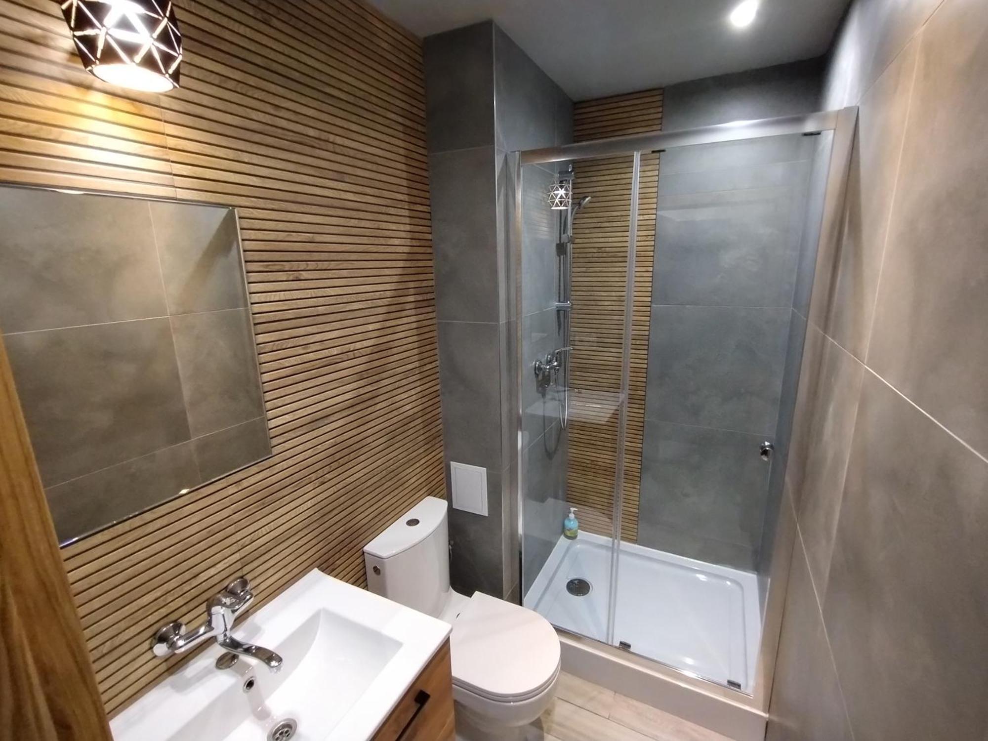 Good Night & Strefa Z Sauna I Jacuzzi Ogolnodostepna Lub Na Wylacznosc