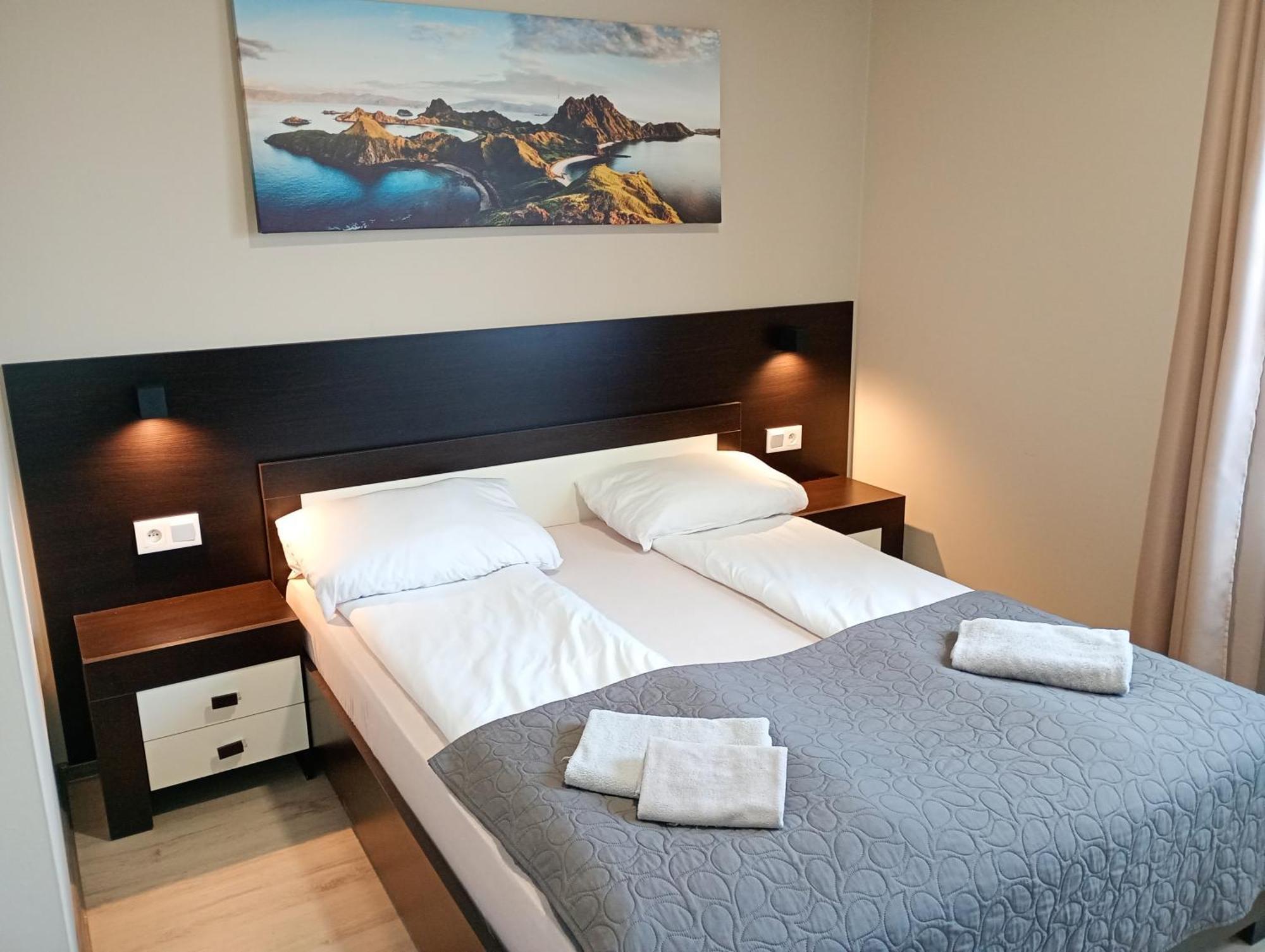 Good Night & Strefa Z Sauna I Jacuzzi Ogolnodostepna Lub Na Wylacznosc Aparthotel